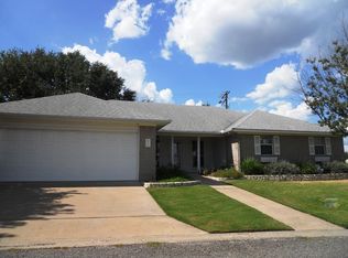 813 Cottonwood Dr, Burnet, TX 78611