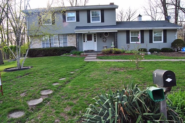 1st image of 1056 Hickory Knls