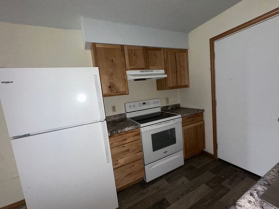 4th image of 602 W Main St #4