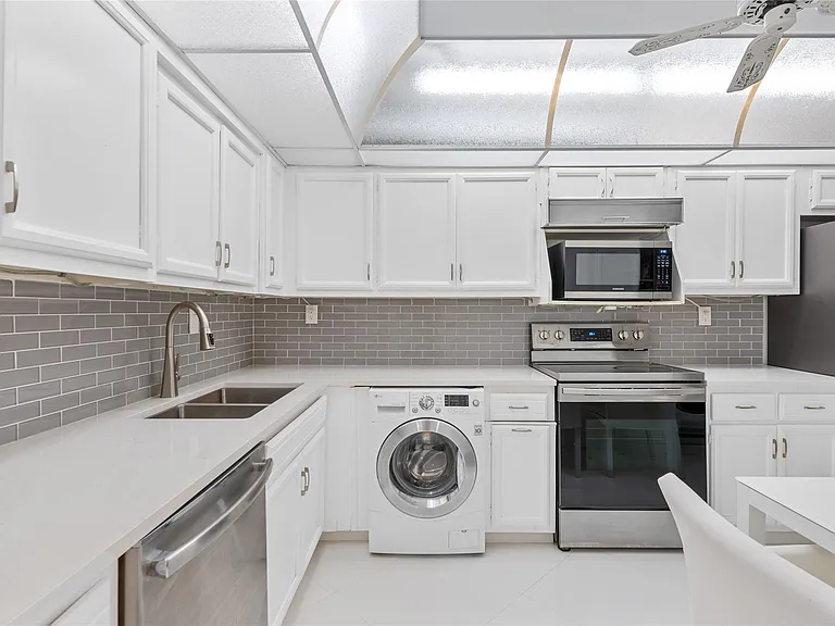 3850 Galt Ocean Dr #405 — Photo 6
