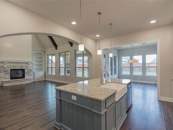 2nd image of 4012 Hollywood Park Ct