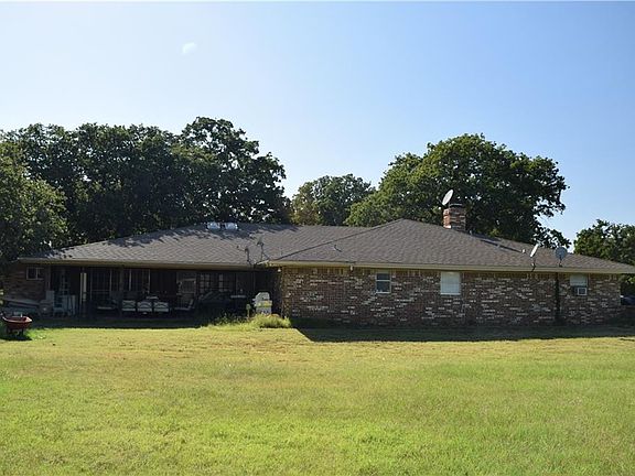 3rd image of 4712 Park Springs Blvd