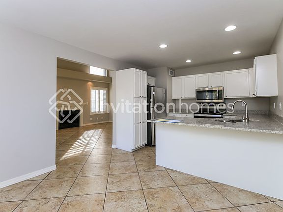 5th image of 1811 S 39th St Unit 16