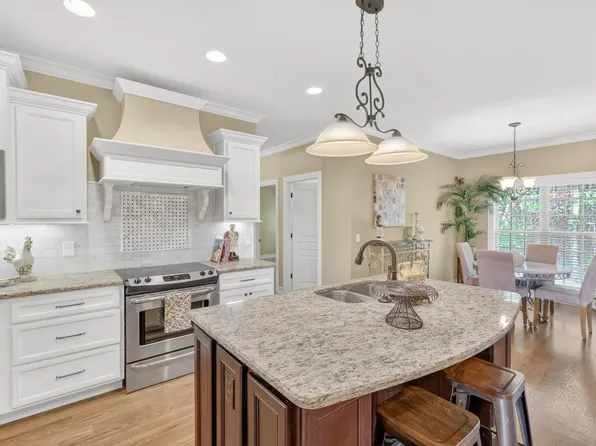 111 Peters Ct, Murfreesboro, TN 37128