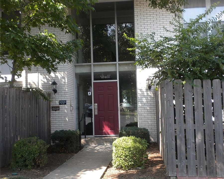 1st image of 10401 Briarbend Dr APT 2