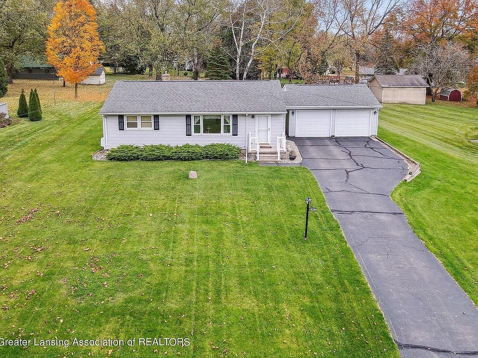 1st image of 11443 W River Dr