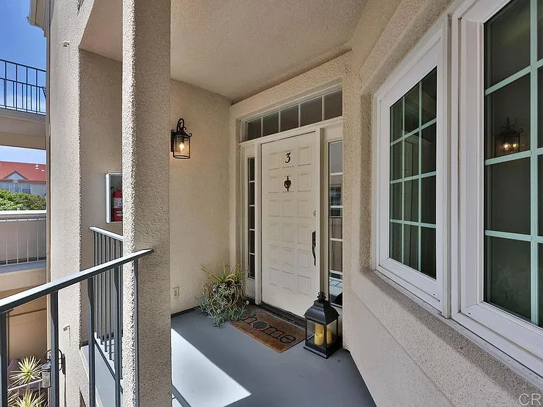 229 Orange Ave #3 — Photo 4