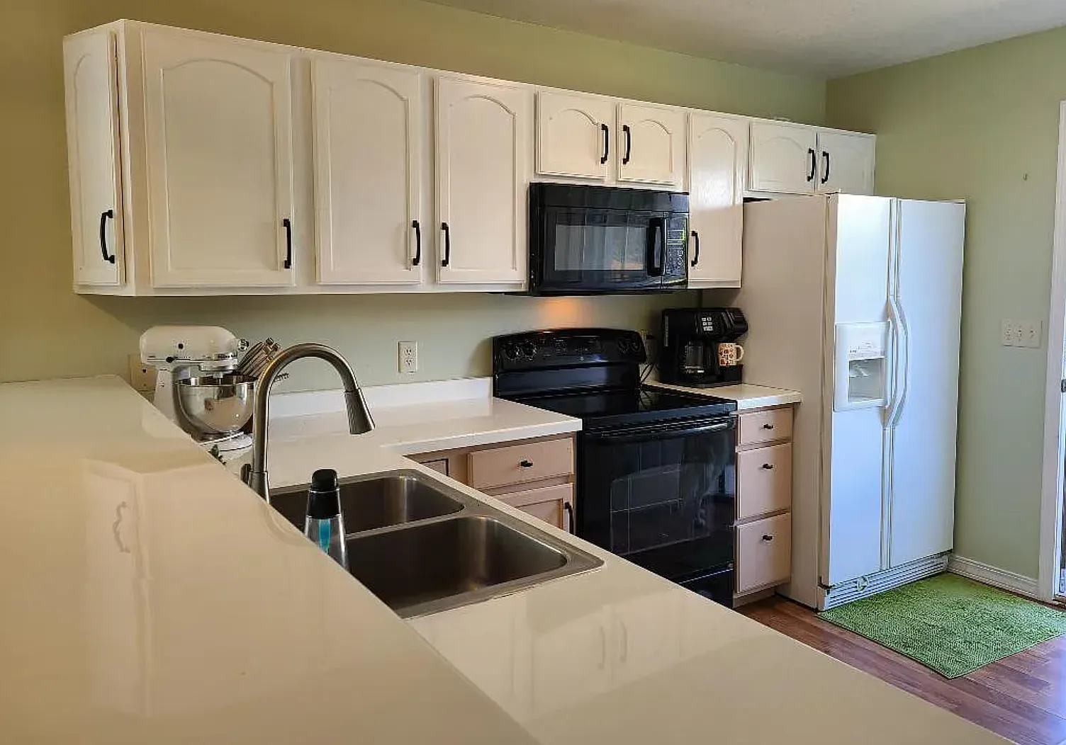 3 bed, 1.5 bath, 1450 sqft, $650 — Photo 4