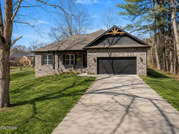 2925 Marvin Cir, Maryville, TN 37803