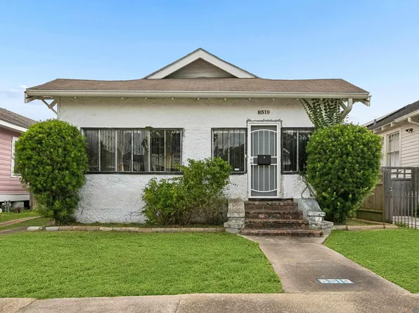 8519 Pritchard Pl, New Orleans, LA 70118