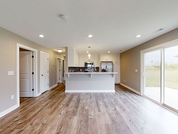5th image of 11852 Ridgeway Dr