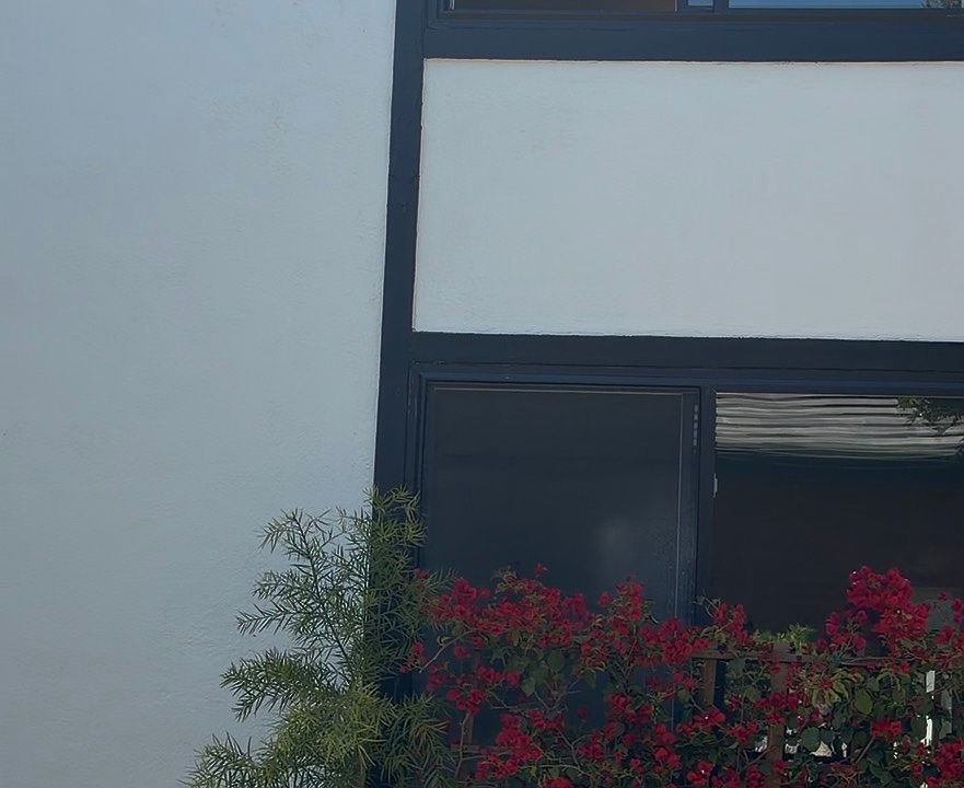 2nd image of 1339 Avenida De Cortez