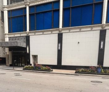8 W Monroe St APT 1410, Chicago, IL, 60603