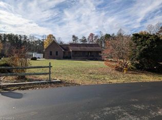234 Edgar Allan Dr, Stoneville, NC 27048