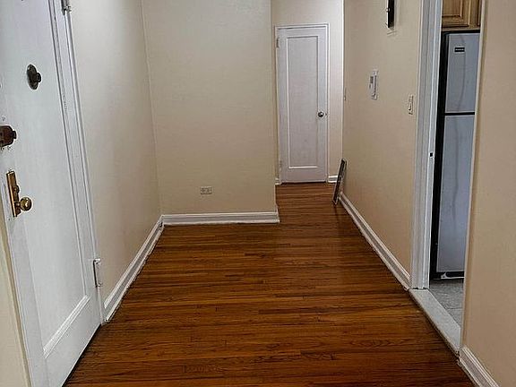 5th image of 3415 74th St APT 3C