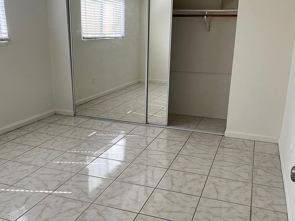 4th image of 4011 Florida St #4