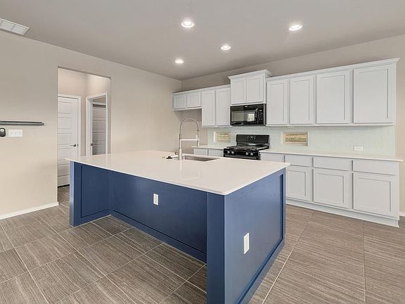 3rd image of 3651 Sandy Brook Dr #229