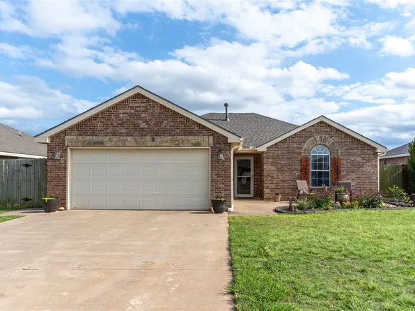 811 E Macy Ln, Stillwater, OK 74075