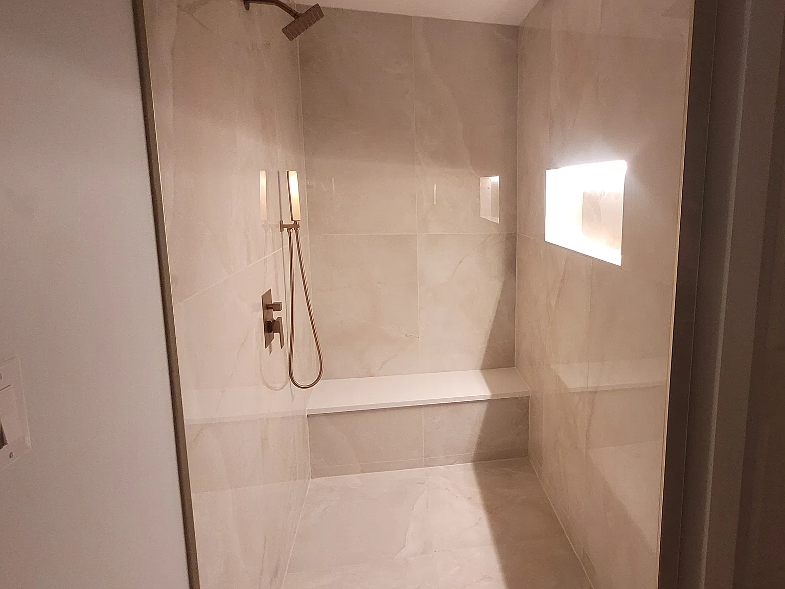 3 bed, 1650 sqft, $2,400 — Photo 3