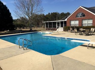 631 Pinebrook Cir, Cantonment, FL 32533