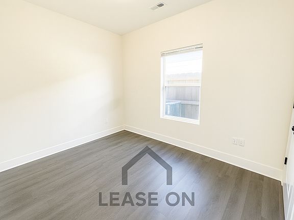 4th image of 11621 E Harry Ct