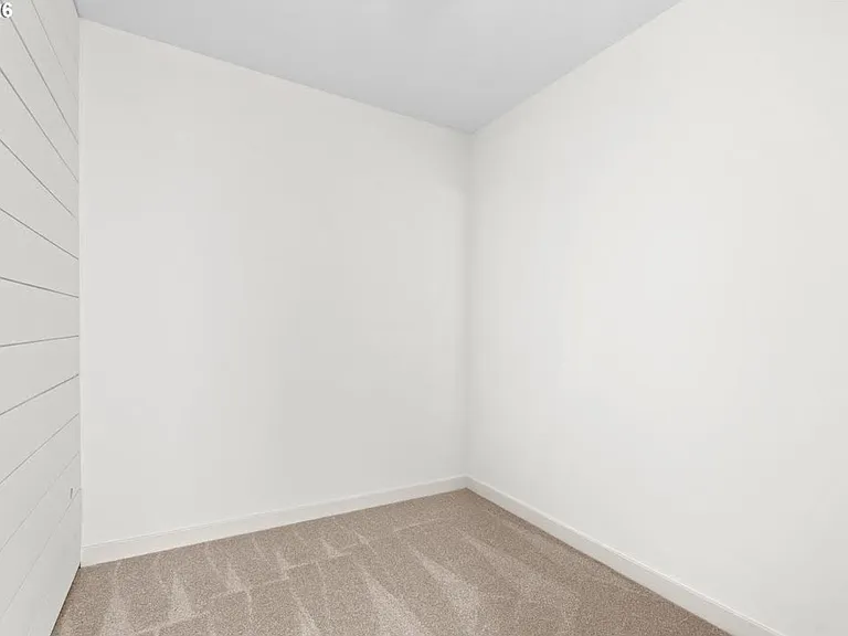 16147 SW Medallion Ln — Photo 10
