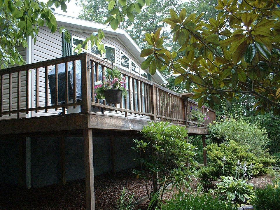 WRAP AROUND DECK