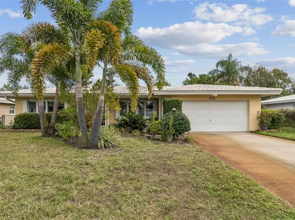 1399 Embassy Dr, Clearwater, FL 33764