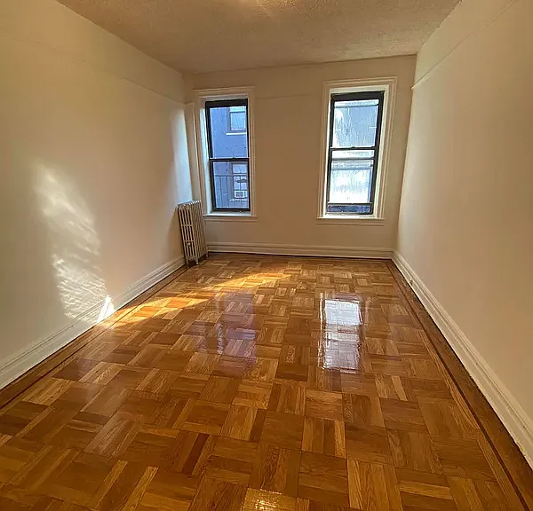 2121 85th St #2B — Photo 1