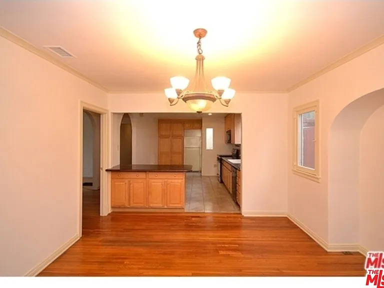 429 S Orange Dr — Photo 3