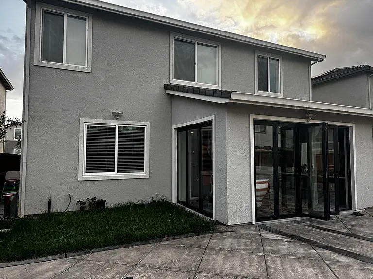 2717 Lockborne Ct — Photo 3
