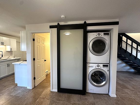 5th image of 6110 29th St NE #6112