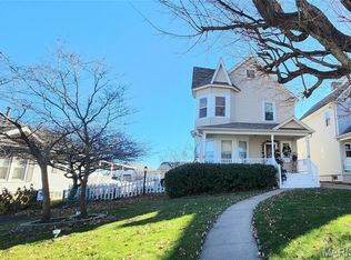 1718 Swanwick St, Chester, IL 62233