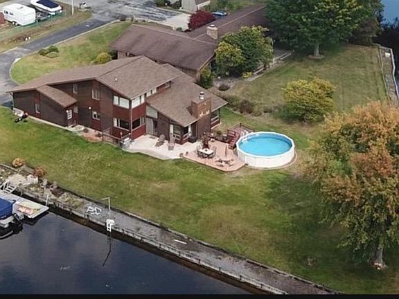 2nd image of 3140 E Riverview Dr