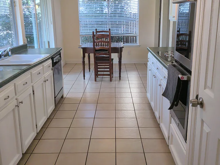 Baylor Dr — Photo 5