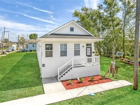 8733 Olive St, New Orleans, LA 70118