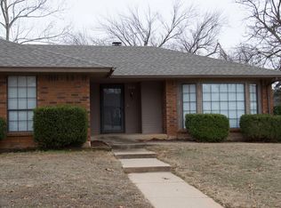 2316 Shady Tree Ln, Edmond, OK 73013