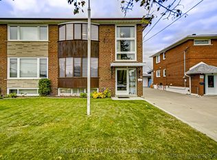 19 Martini Dr, Toronto, ON M6M 4X4