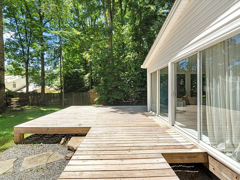 11120 Deborah Dr — Photo 13