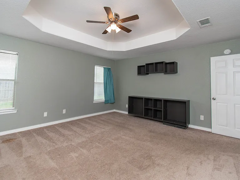 2001 Matt Dr — Photo 11