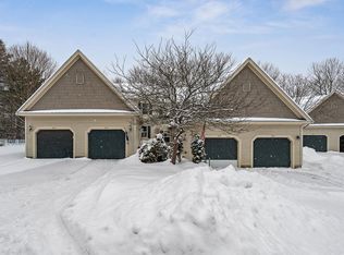 297 Juniper Dr #297, South Burlington, VT 05403