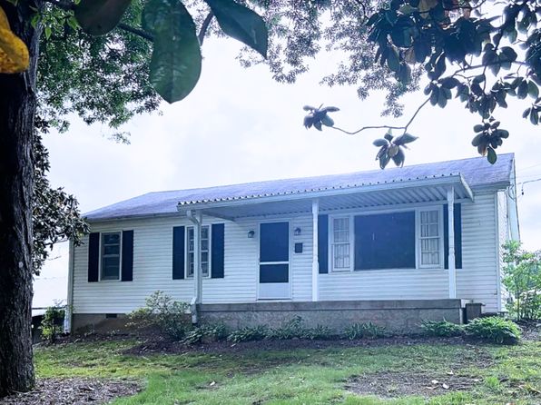 104 Withrow Rd