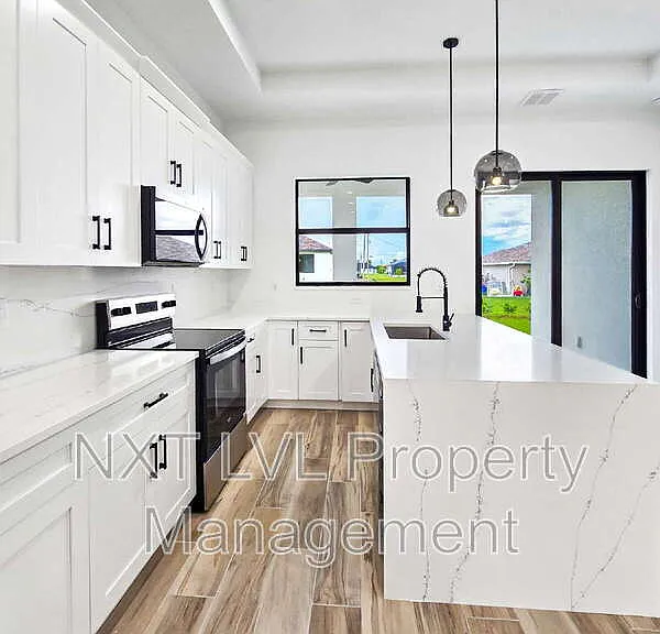 4113 Kismet Pkwy W — Photo 11