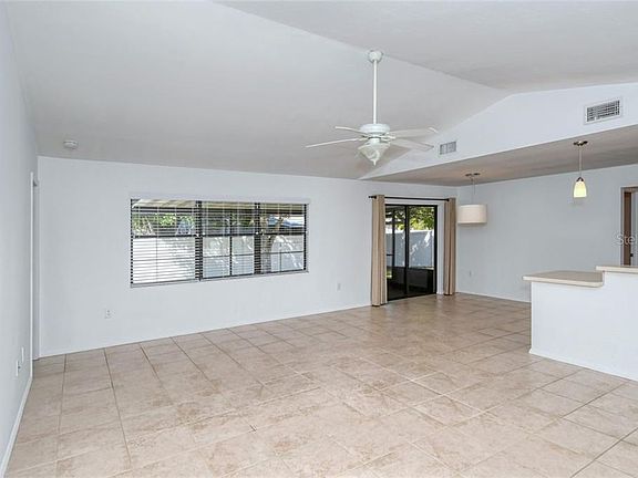 5th image of 4197 King Richard Dr