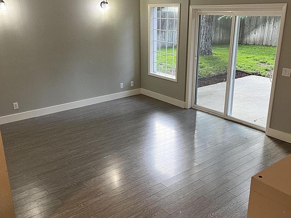5th image of 4893 E Woodland Dr