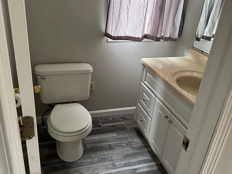 2313 N Headley Rd — Photo 7
