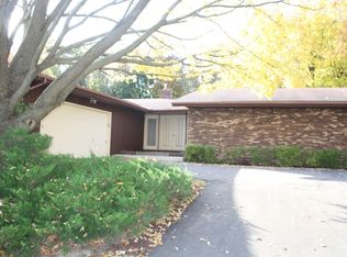 850 Miller Dr, Oregon, WI 53575