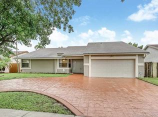 5412 NW 57th St, Tamarac, FL 33319