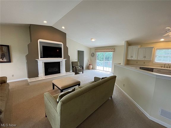 5th image of 2510 Stone Creek Cir