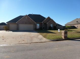 956 Buchanan Ave, Piedmont, OK 73078